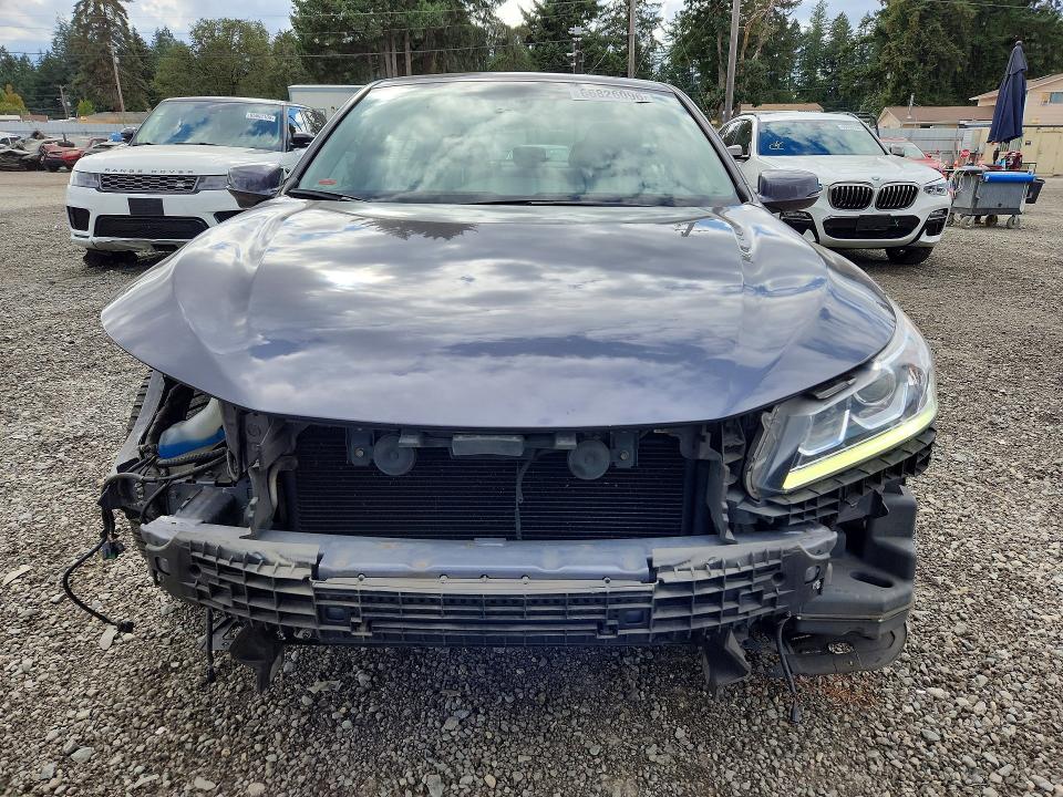 Photo 5 from auction – 2017 HONDA ACCORD with VIN 1HGCR2F80HA235260