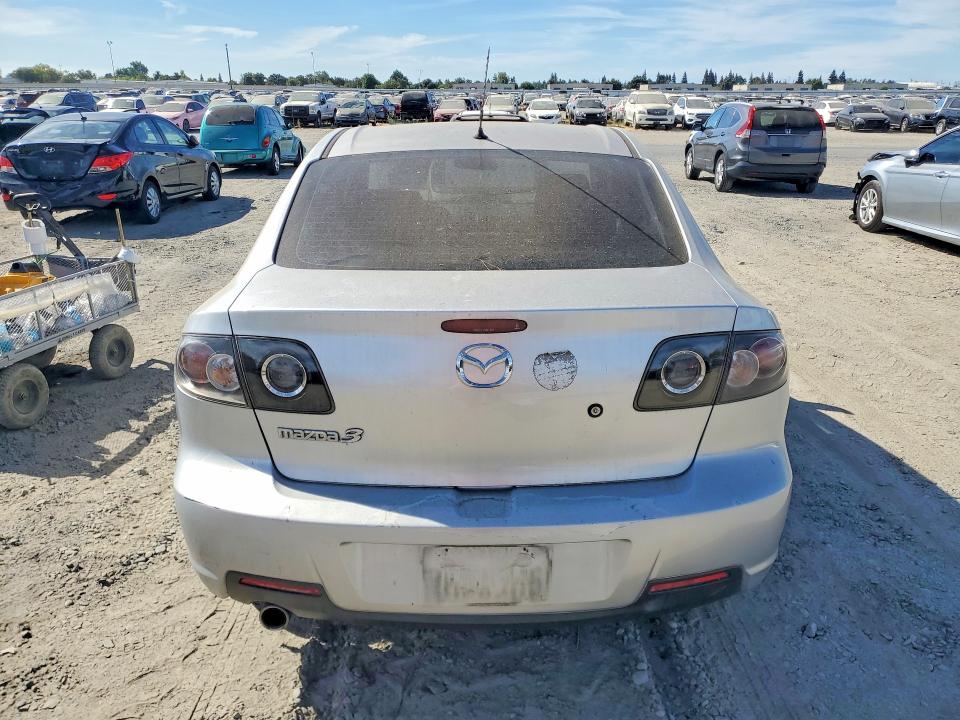 Photo 6 from auction – 2008 MAZDA 3 with VIN JM1BK32F781865267