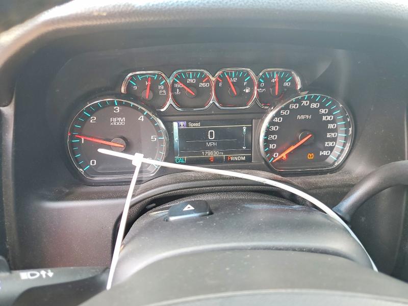 Photo 9 from auction – 2016 CHEVROLET SUBURBAN with VIN 1GNSKHKC4GR442589