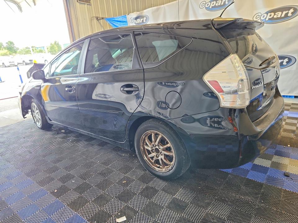 Photo 2 from auction – 2012 TOYOTA PRIUS V with VIN JTDZN3EU8C3029769