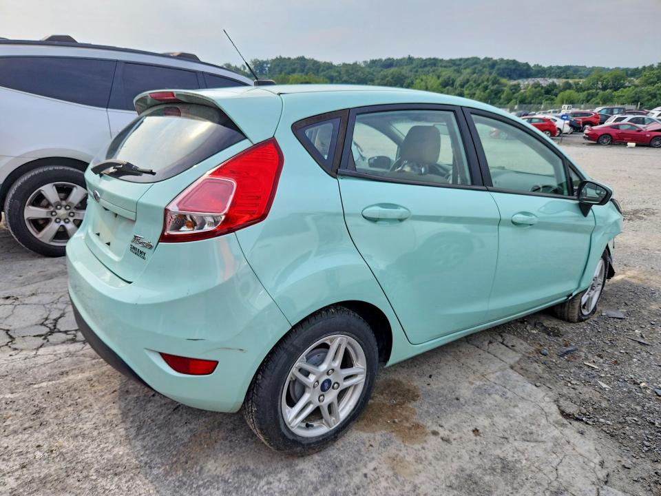 Photo 3 from auction – 2018 FORD FIESTA with VIN 3FADP4EJ7JM132876