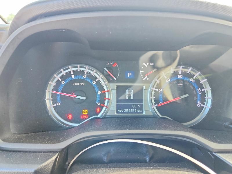 Photo 9 from auction – 2014 TOYOTA 4RUNNER with VIN JTEBU5JR6E5164611