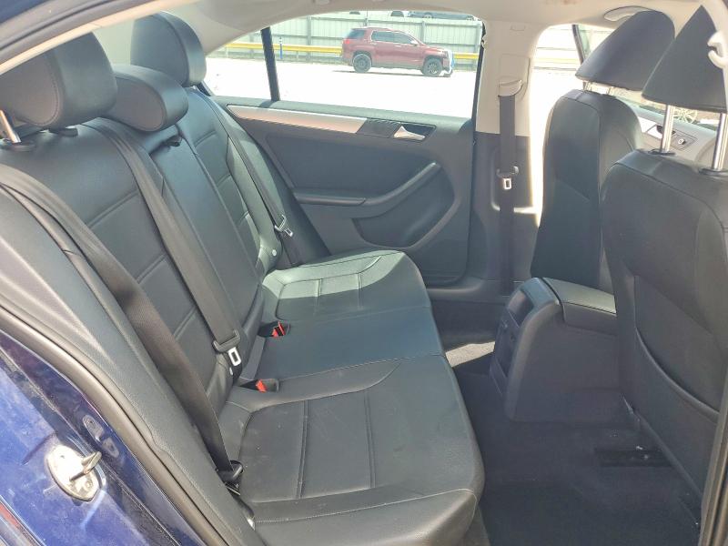 Photo 10 from auction – 2014 VOLKSWAGEN JETTA with VIN 3VWD07AJ8EM440597