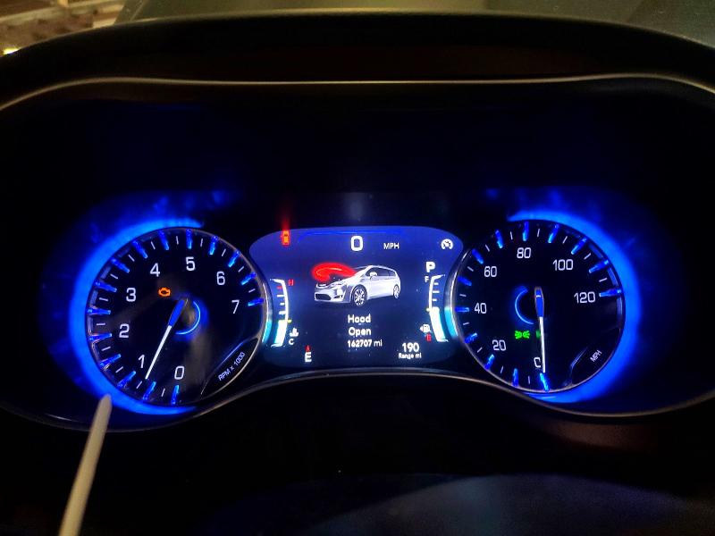 Photo 9 from auction – 2018 CHRYSLER PACIFICA with VIN 2C4RC1EG5JR315135
