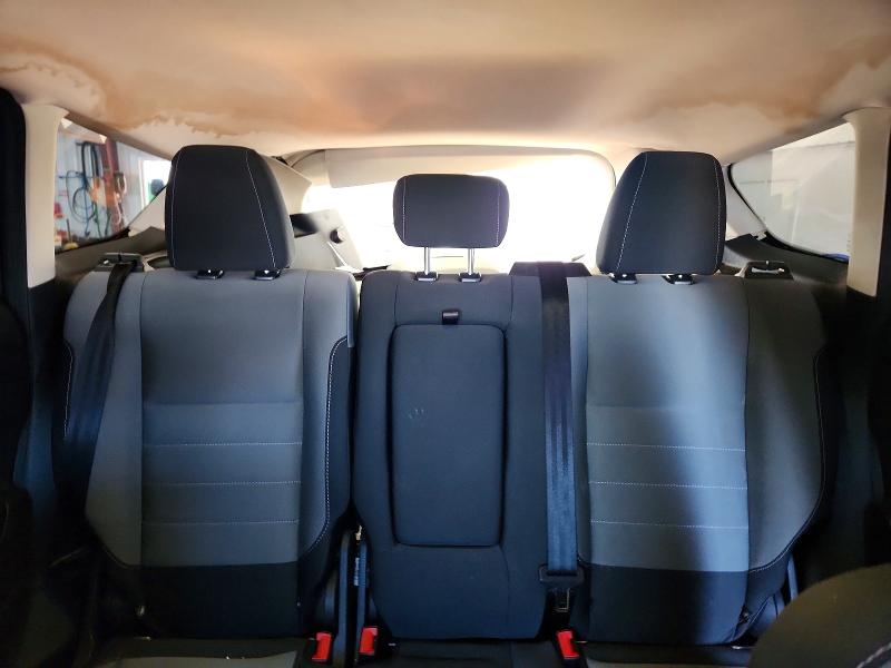 Photo 10 from auction – 2016 FORD ESCAPE with VIN 1FMCU9GX7GUA58596