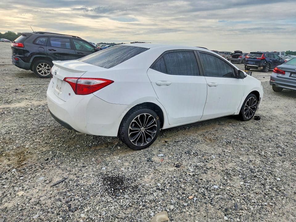 Photo 3 from auction – 2015 TOYOTA COROLLA with VIN 2T1BURHE9FC395604