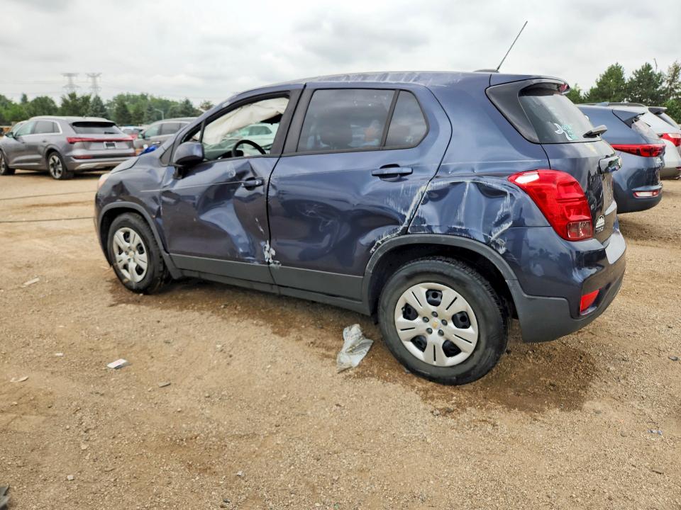 Photo 2 from auction – 2018 CHEVROLET TRAX with VIN 3GNCJKSB3JL420206