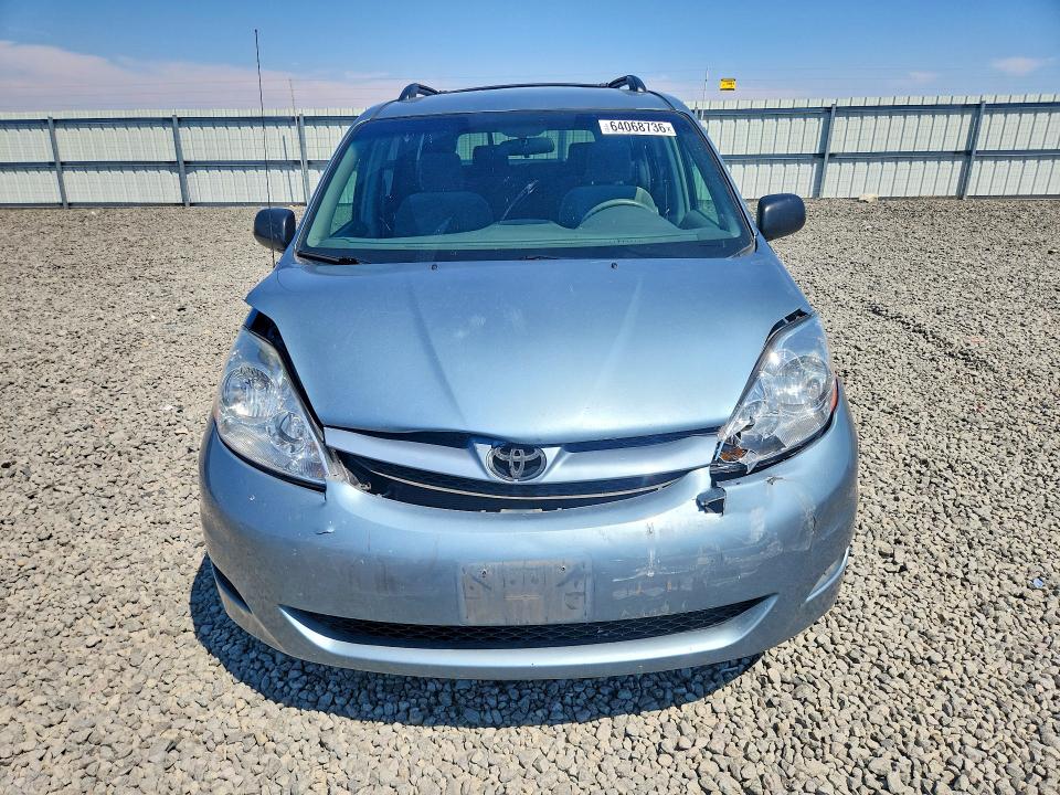 Photo 5 from auction – 2008 TOYOTA SIENNA with VIN 5TDBK23C38S016514