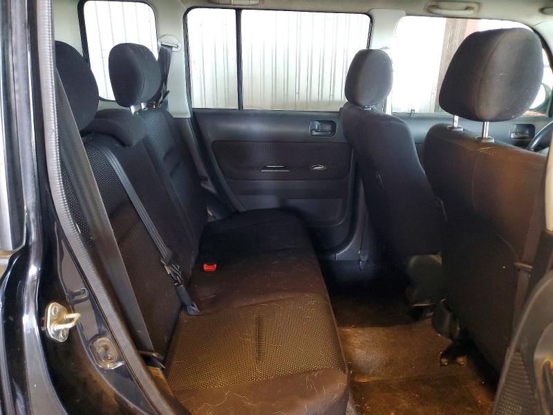 Photo 11 from auction – 2004 SCION XB with VIN JTLKT324040144076