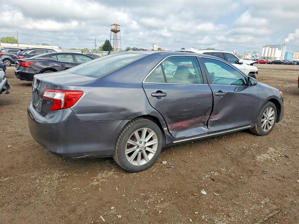 Photo 3 from auction – 2012 TOYOTA CAMRY with VIN 4T1BF1FK0CU118077
