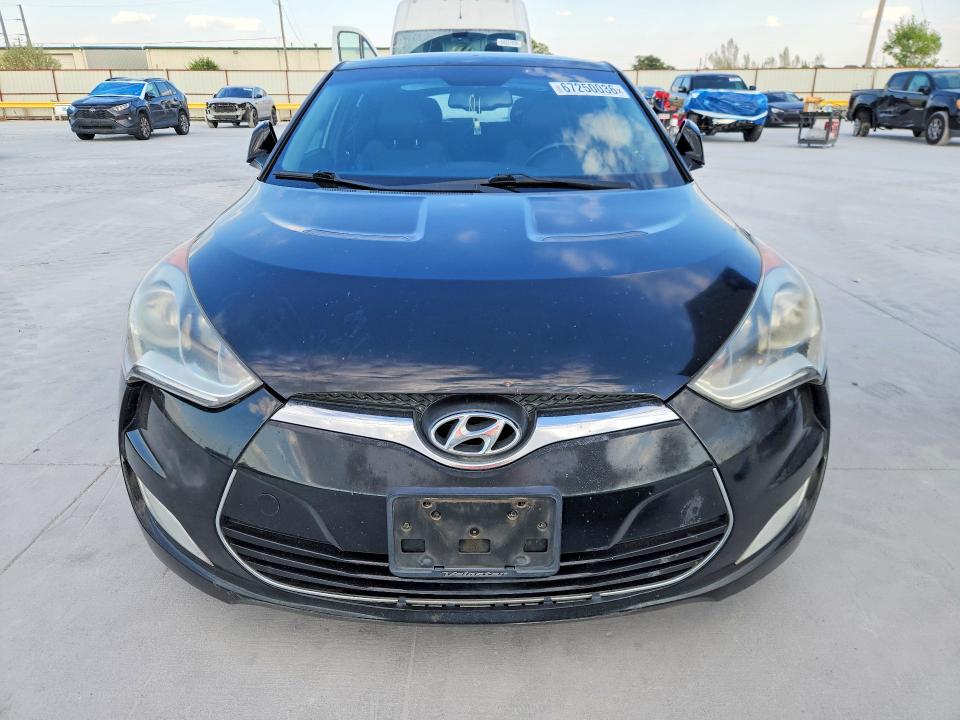 Photo 5 from auction – 2014 HYUNDAI VELOSTER with VIN KMHTC6AD7EU212270
