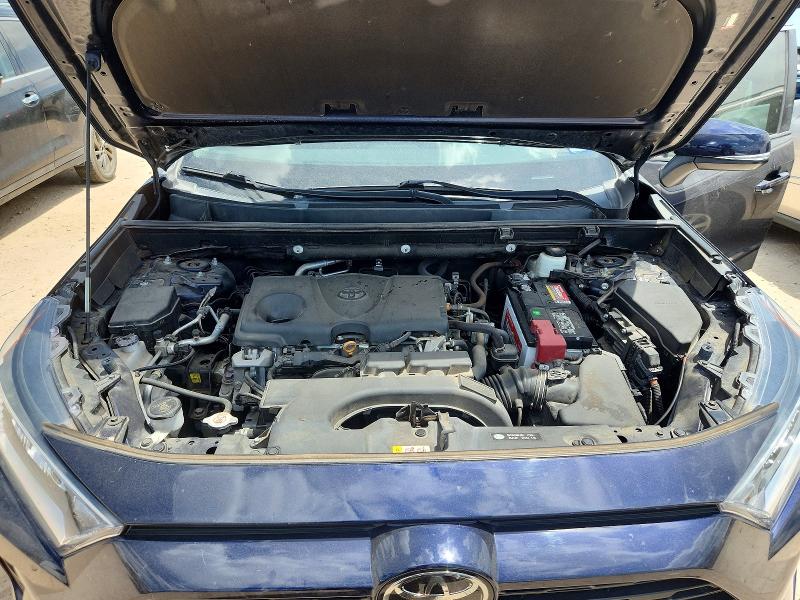 Photo 12 from auction – 2021 TOYOTA RAV4 with VIN 2T3W1RFV1MC089434