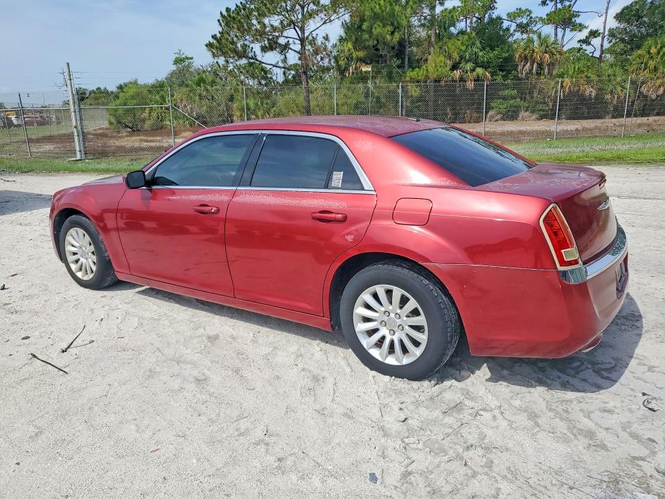 Photo 2 from auction – 2013 CHRYSLER 300 with VIN 2C3CCAAG9DH561468
