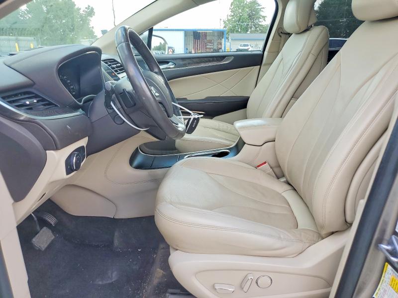 Photo 7 from auction – 2017 LINCOLN MKC with VIN 5LMCJ3D96HUL46586