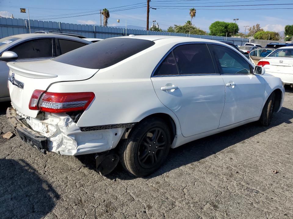 Photo 3 from auction – 2011 TOYOTA CAMRY with VIN 4T1BK3EK1BU629627