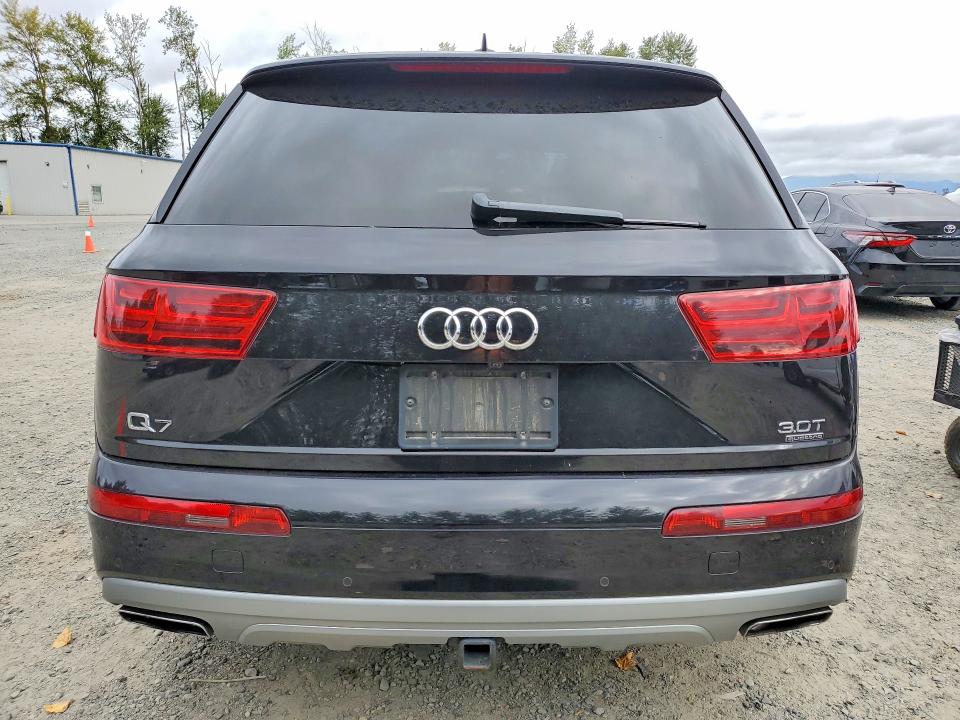 Photo 6 from auction – 2017 AUDI Q7 with VIN WA1LAAF70HD017559