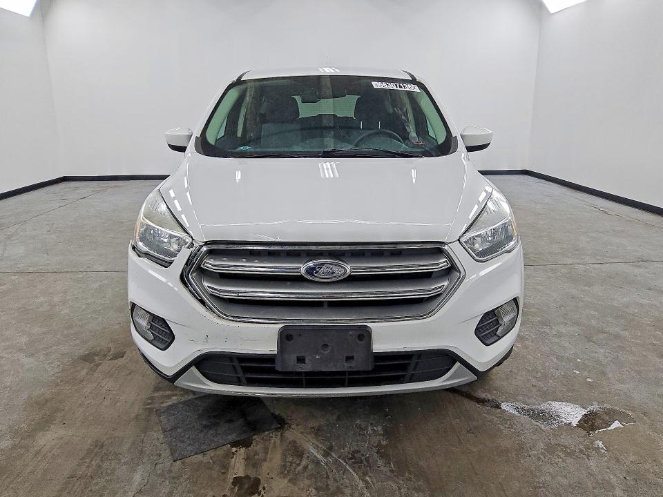 Photo 5 from auction – 2017 FORD ESCAPE with VIN 1FMCU9GD3HUD73466