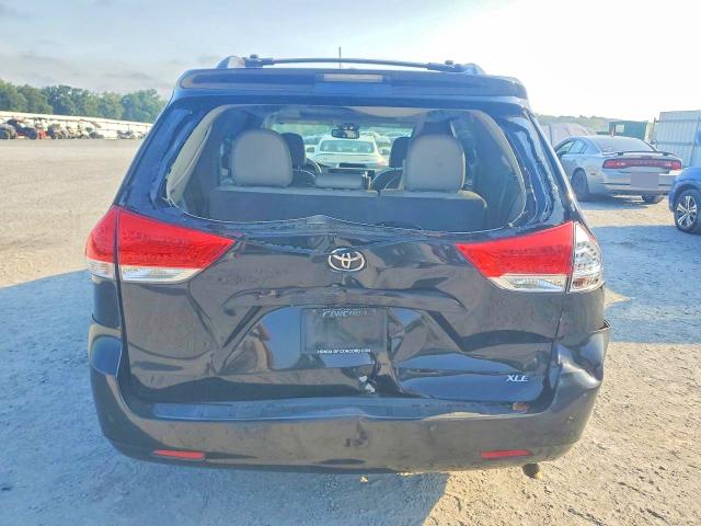 Photo 6 from auction – 2012 TOYOTA SIENNA with VIN 5TDYK3DC4CS229088