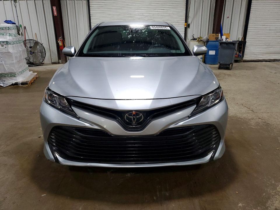 Photo 5 from auction – 2020 TOYOTA CAMRY with VIN 4T1C11AK8LU858700