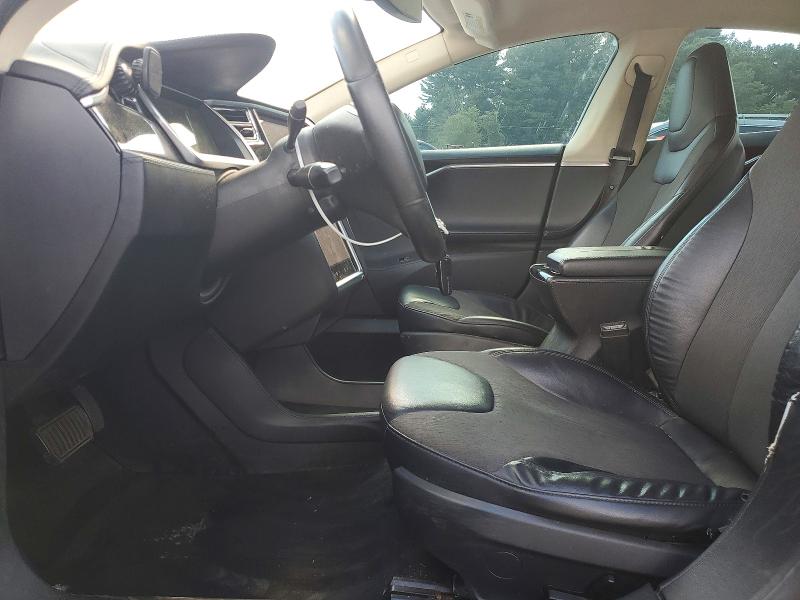 Photo 7 from auction – 2013 TESLA MODEL S with VIN 5YJSA1CG6DFP07616