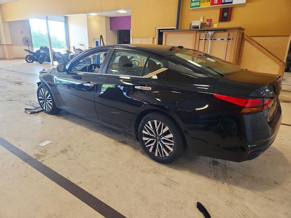 Photo 2 from auction – 2025 NISSAN ALTIMA with VIN 1N4BL4DV5SN402637