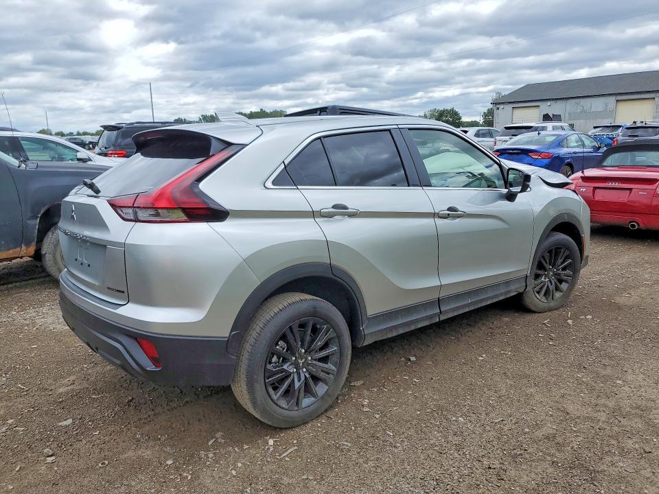 Снимка 3 от търг – 2026 MITSUBISHI ECLIPSE CROSS с VIN JA4ATVAA3TZ039093