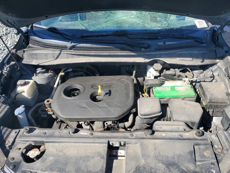 Photo 12 from auction – 2015 HYUNDAI TUCSON with VIN KM8JT3AF7FU952572