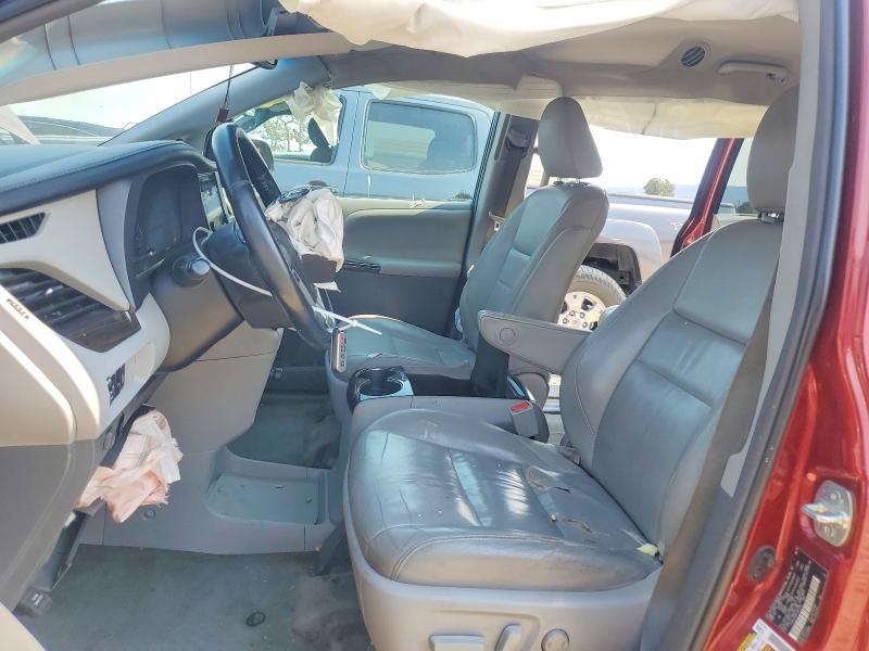 Photo 7 from auction – 2015 TOYOTA SIENNA with VIN 5TDYK3DC9FS642399