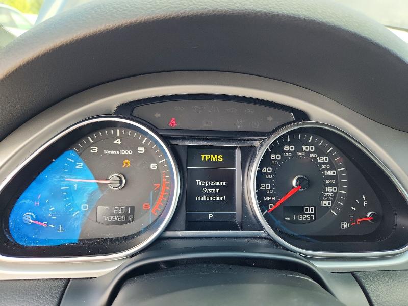 Photo 9 from auction – 2014 AUDI Q7 with VIN WA1DGAFE9ED005469