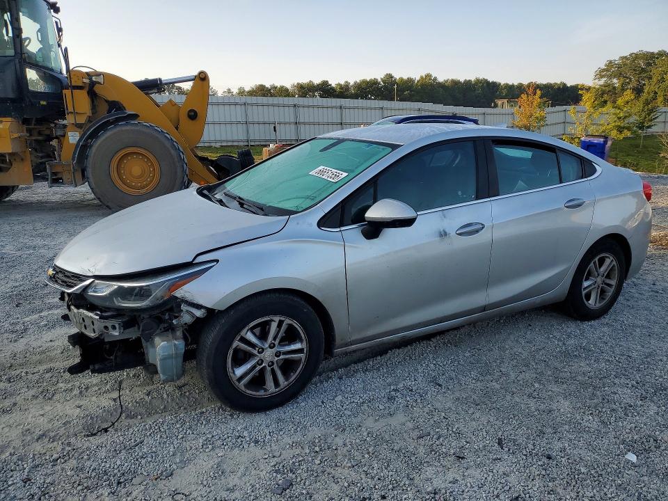 Photo 1 from auction – 2017 CHEVROLET CRUZE with VIN 3G1BE5SM6HS519087