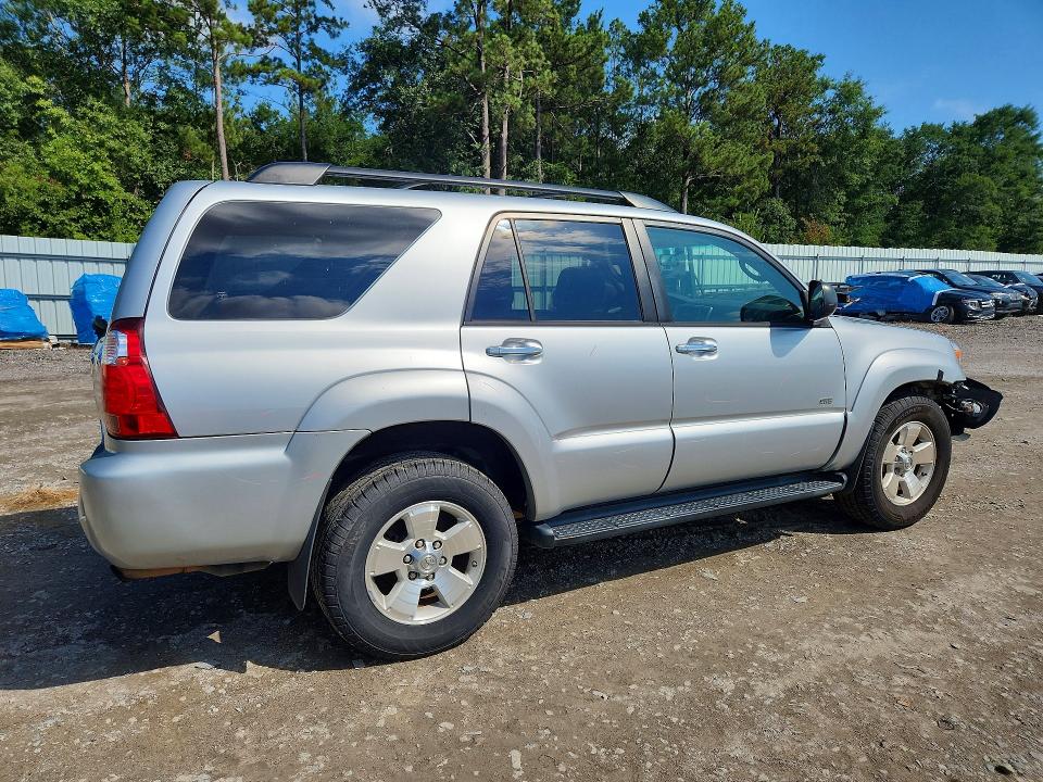 Photo 3 from auction – 2006 TOYOTA 4RUNNER with VIN JTEZU14R860068092