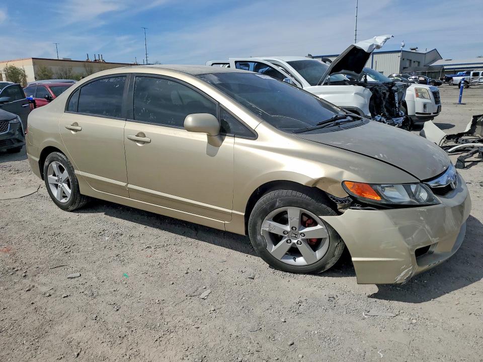 Photo 4 from auction – 2008 HONDA CIVIC with VIN 1HGFA16568L000029