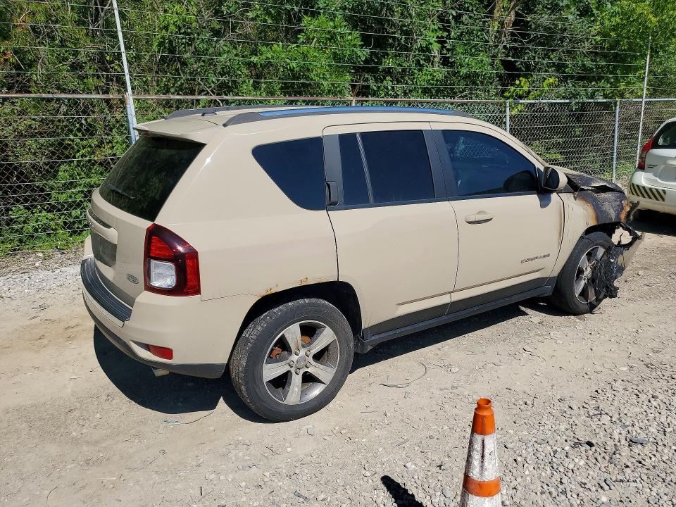 Photo 3 from auction – 2017 JEEP COMPASS with VIN 1C4NJDEB5HD175725
