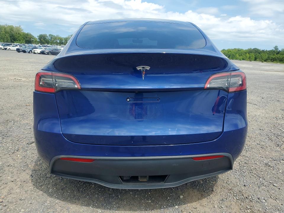 Photo 6 from auction – 2021 TESLA MODEL Y with VIN 5YJYGDEE5MF065914