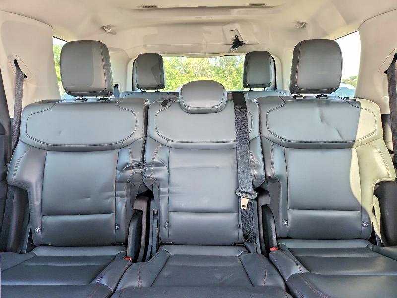 Снимка 10 от търг – 2025 FORD EXPEDITION с VIN 1FMJU1J88SEA23157