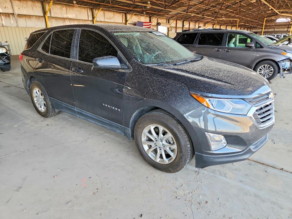Photo 4 from auction – 2020 CHEVROLET EQUINOX with VIN 2GNAXHEVXL6278040