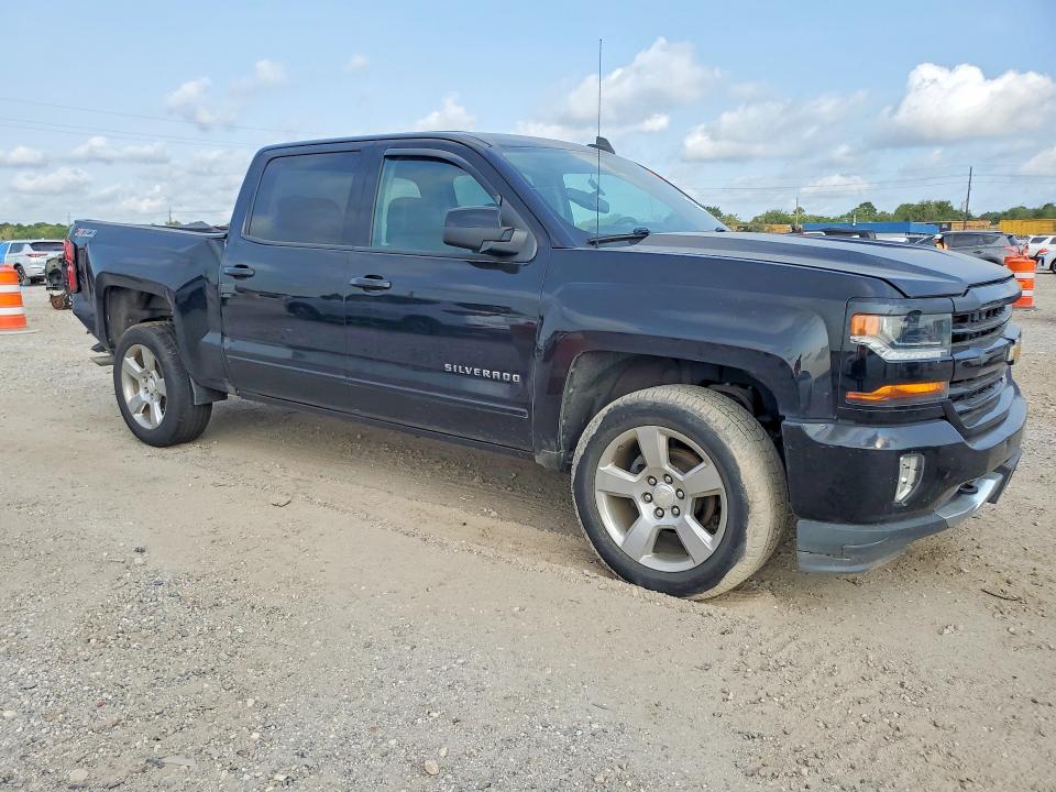 Photo 4 from auction – 2017 CHEVROLET SILVERADO with VIN 3GCUKREC2HG481928