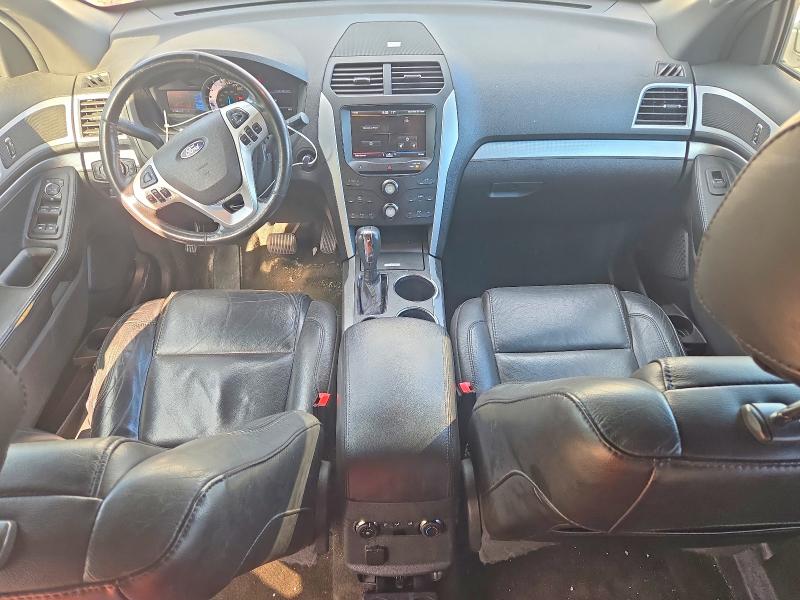Снимка 8 от търг – 2013 FORD EXPLORER с VIN 1FM5K7D81DGB41015