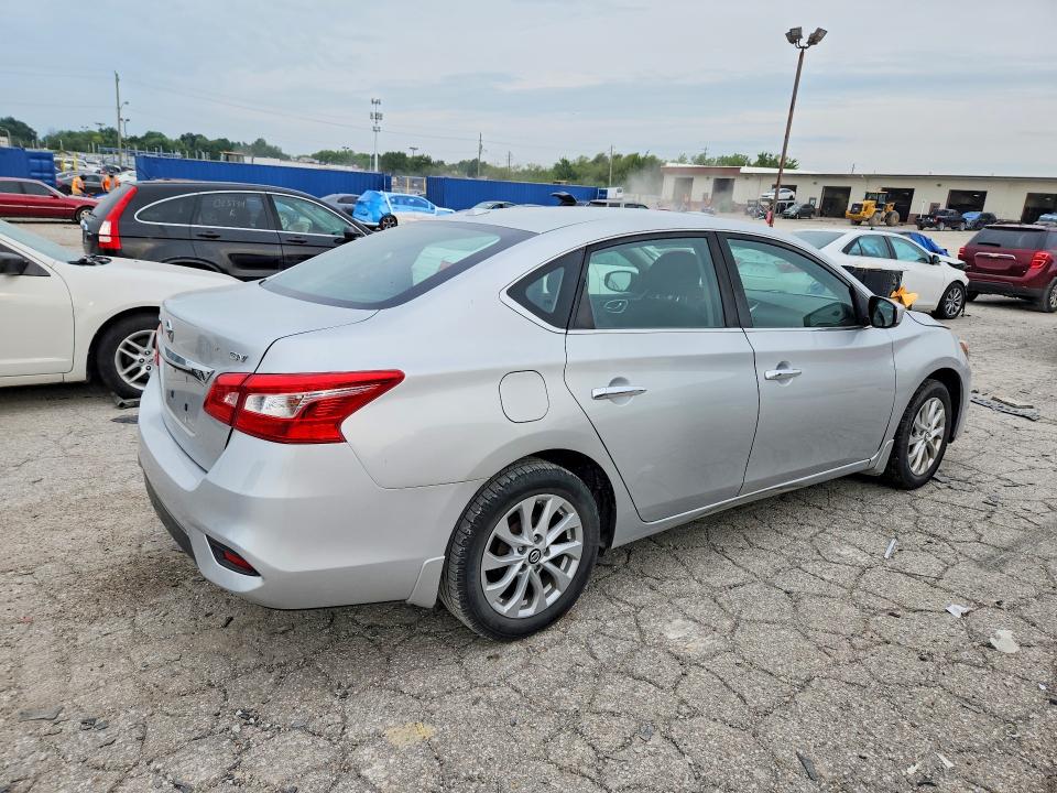 Photo 3 from auction – 2016 NISSAN SENTRA with VIN 3N1AB7APXGY304510