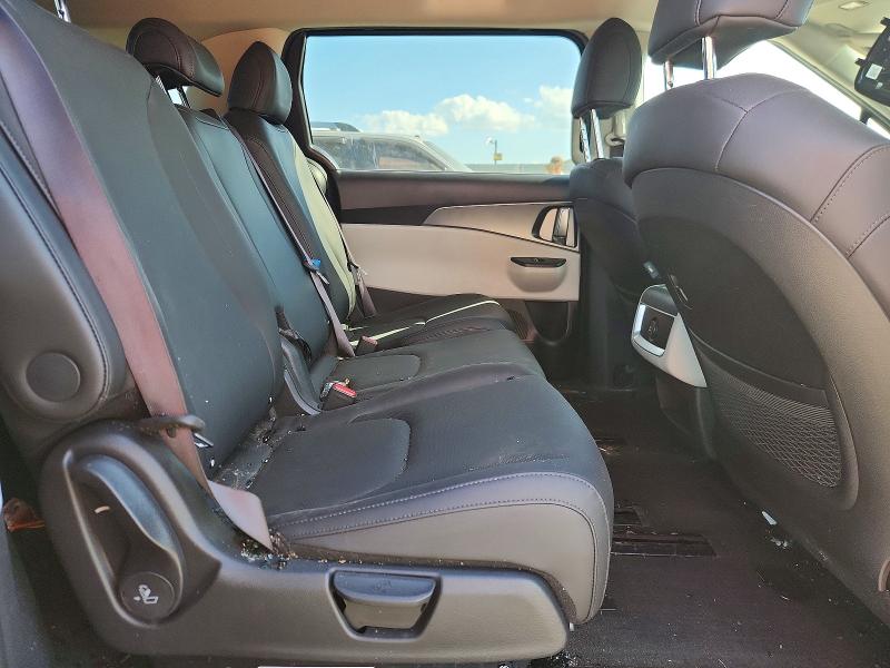 Photo 11 from auction – 2024 KIA CARNIVAL with VIN KNDNB4H37R6319962