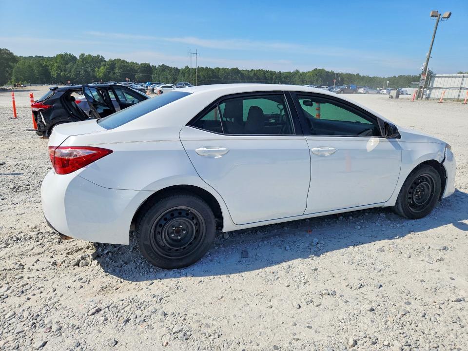 Photo 3 from auction – 2018 TOYOTA COROLLA with VIN 5YFBURHE0JP847187