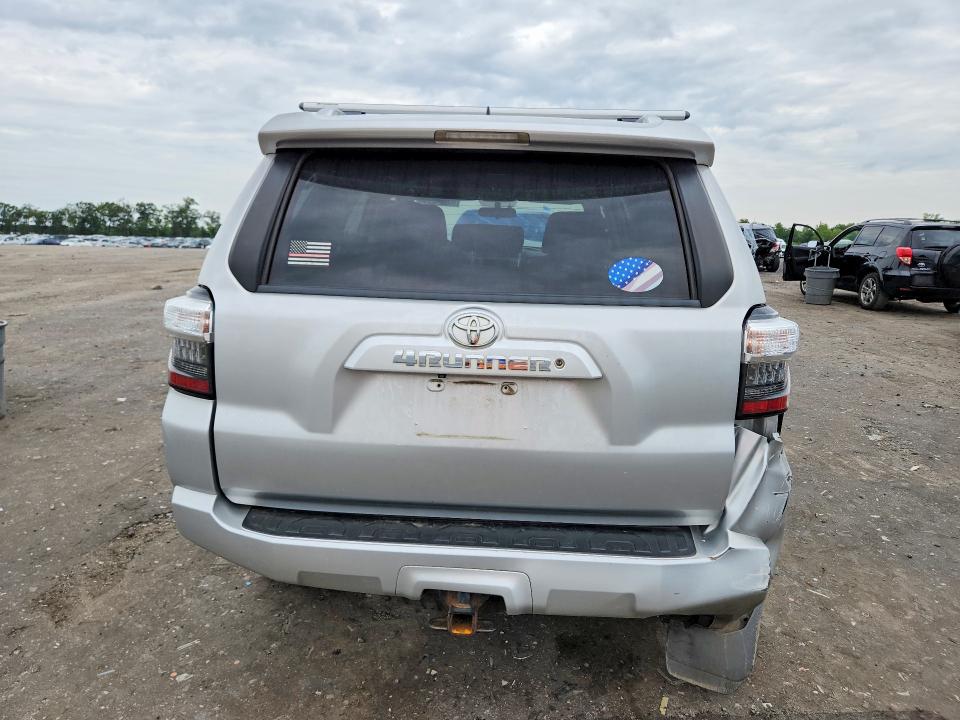 Photo 6 from auction – 2015 TOYOTA 4RUNNER with VIN JTEBU5JR8F5228844