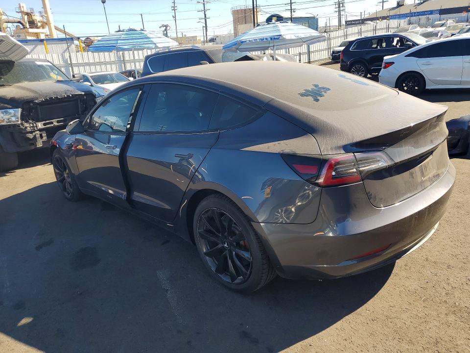 Photo 2 from auction – 2018 TESLA MODEL 3 with VIN 5YJ3E1EBXJF122334