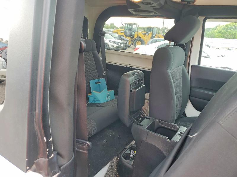 Photo 10 from auction – 2011 JEEP WRANGLER with VIN 1J4AA2D10BL636915