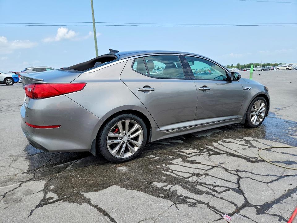 Photo 3 from auction – 2015 KIA OPTIMA with VIN 5XXGR4A66FG410100