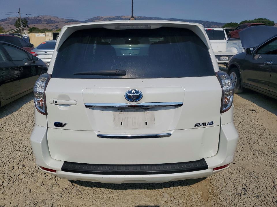Photo 6 from auction – 2012 TOYOTA RAV4 EV with VIN 2T3YL4DV6CW001242