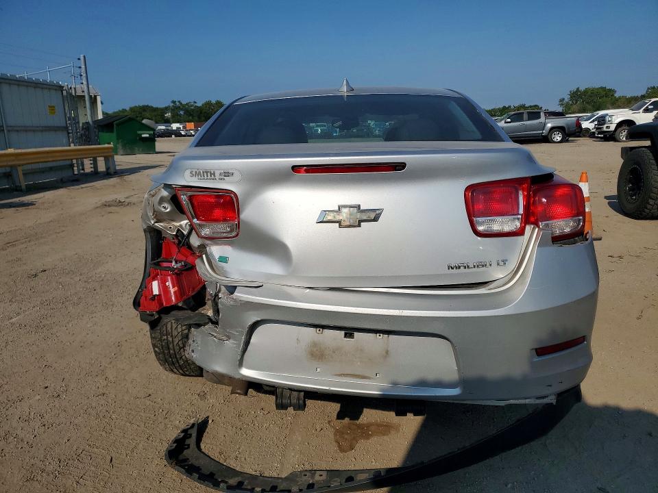 Photo 6 from auction – 2015 CHEVROLET MALIBU with VIN 1G11C5SL1FU151357