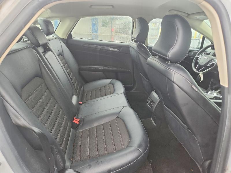Photo 10 from auction – 2018 FORD FUSION with VIN 3FA6P0T90JR112675