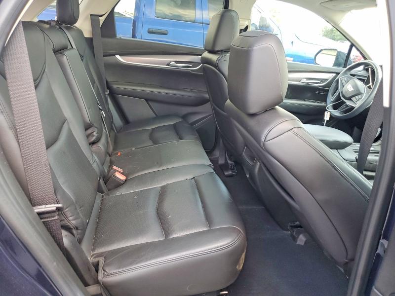Photo 11 from auction – 2017 CADILLAC XT5 with VIN 1GYKNDRS5HZ126314