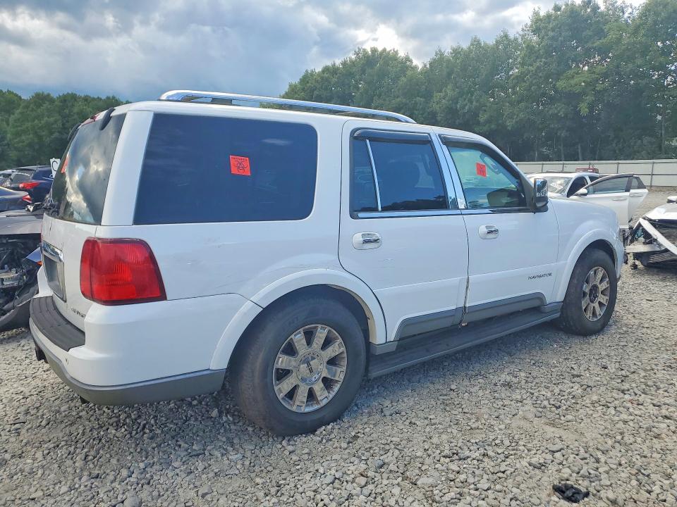 Photo 3 from auction – 2003 LINCOLN NAVIGATOR with VIN 5LMFU28R73LJ43875